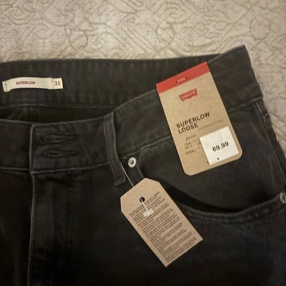 Levi's Women's super low double button relaxed, fit denim - Picture 5 of 7